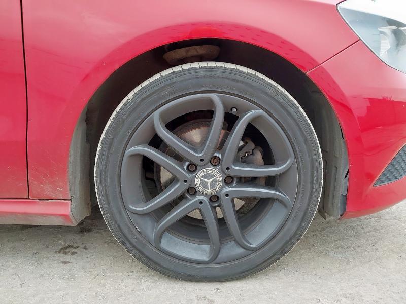 2014 MERCEDES-BENZ A180 BLUEEFFICIENCY SPORT 
