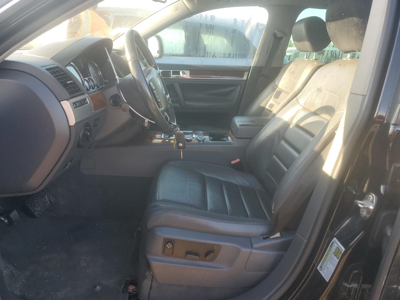 2008 Volkswagen Touareg 2 V6 VIN: WVGBE77L58D058351 Lot: 85352195