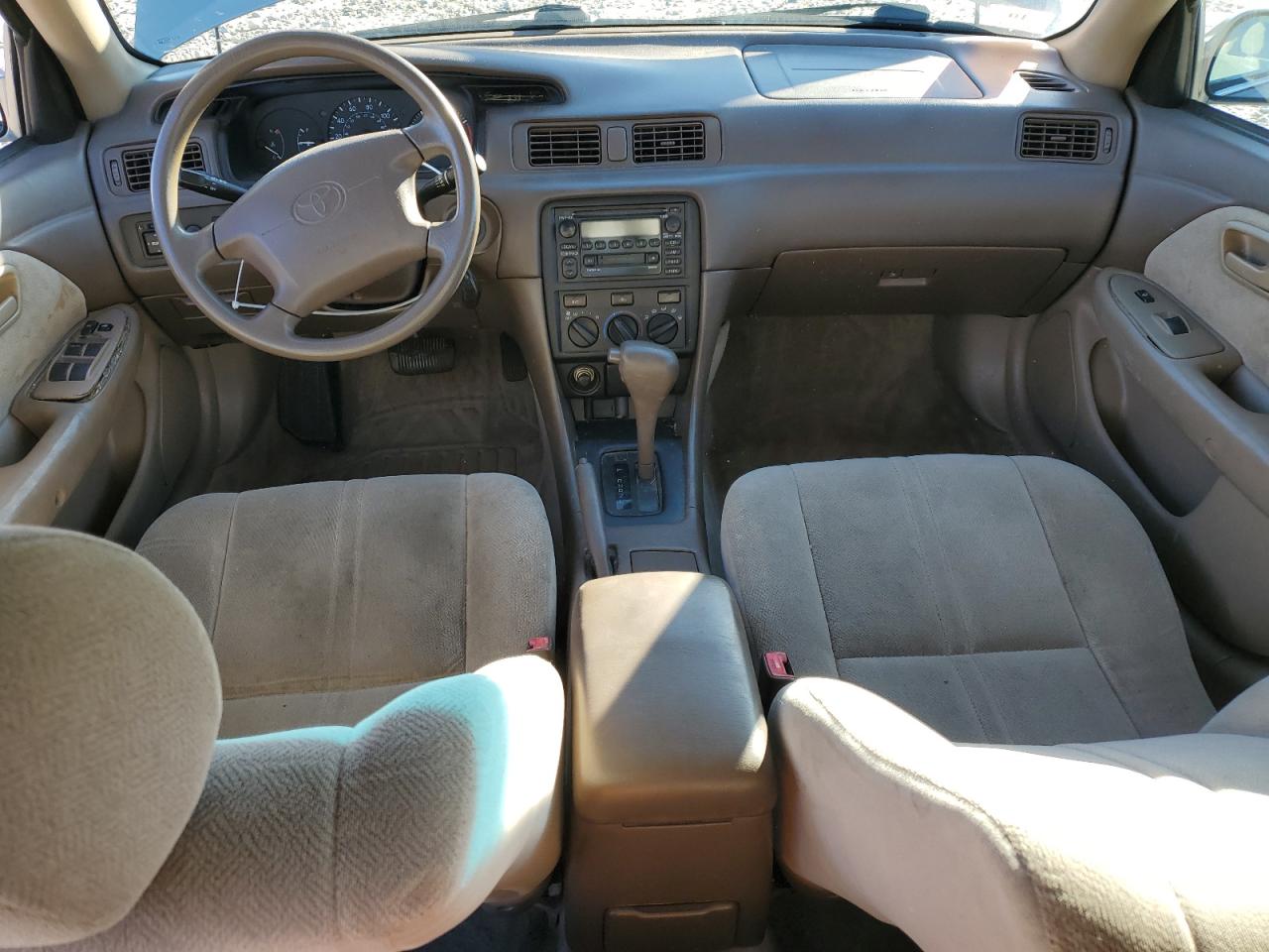 2000 Toyota Camry Ce VIN: 4T1BG22K3YU687621 Lot: 87462595