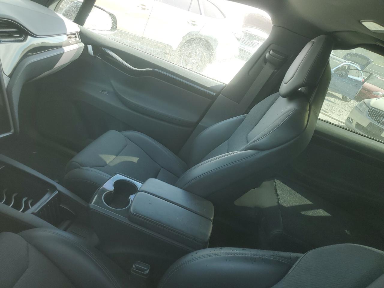 2018 Tesla Model X VIN: 5YJXCDE28JF121577 Lot: 84955175