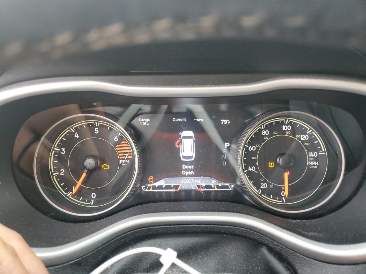 2018 Jeep Cherokee Limited VIN: 1C4PJLDB8JD561761 Lot: 82623455