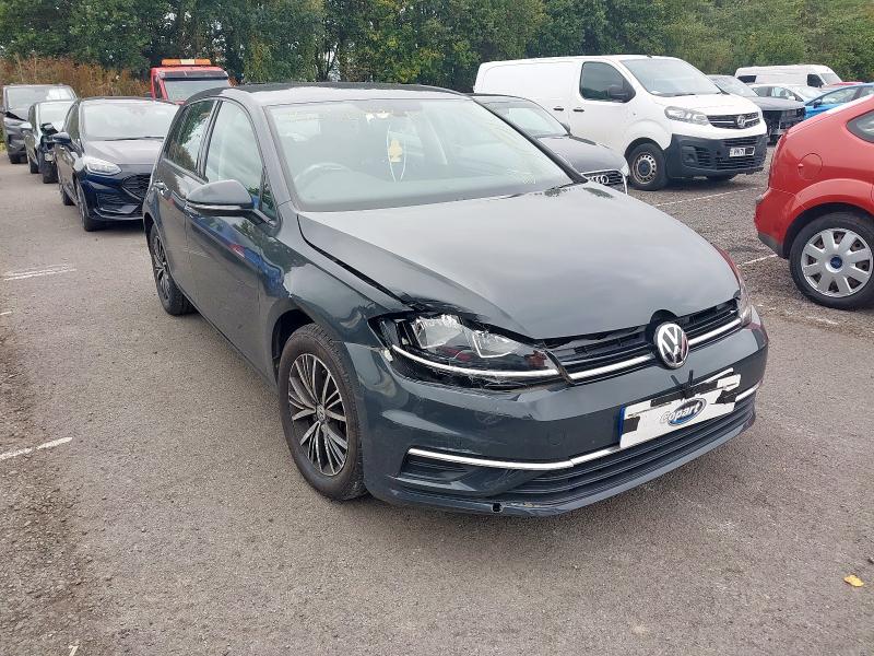2017 VOLKSWAGEN GOLF SE NAVIGATION TSI BM 