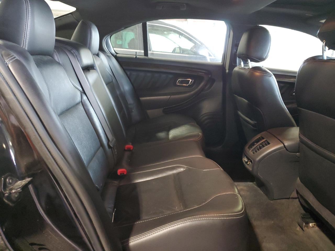 2016 Ford Taurus Limited VIN: 1FAHP2F81GG114118 Lot: 82485465