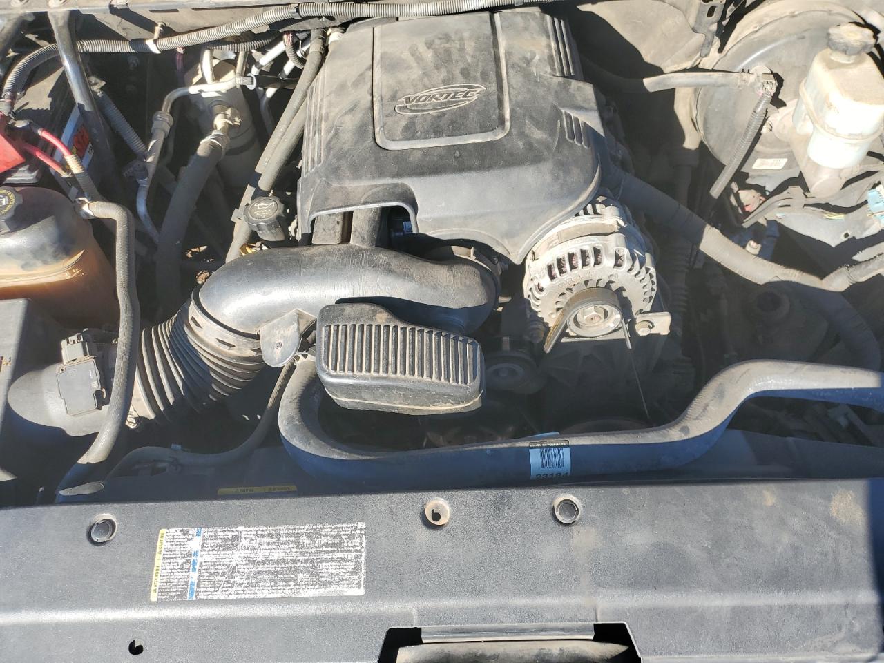 2010 Chevrolet Suburban C1500 Ls VIN: 1GNUCHE05AR199633 Lot: 82591025