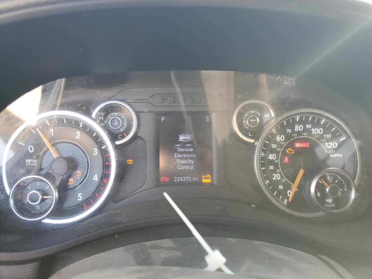 2022 Ram 4500 Flat Bed Truck VIN: 3C7WRLFL1NG191047 Lot: 85897275