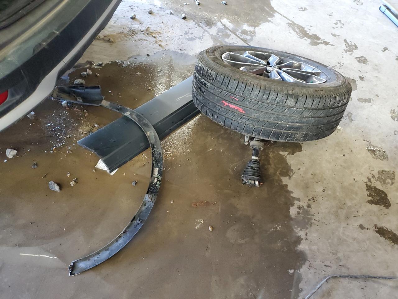 2020 Honda Cr-V Exl VIN: 7FART6H89LE026926 Lot: 84705415