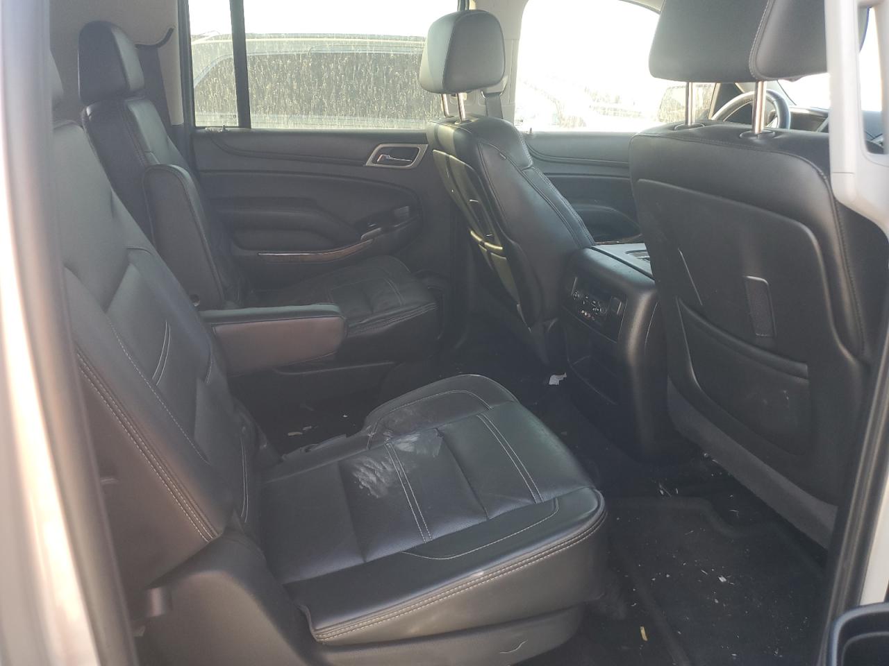 2015 GMC Yukon Xl Denali VIN: 1GKS1JKJ8FR641116 Lot: 86427235