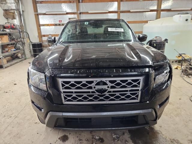  NISSAN FRONTIER 2024 Czarny