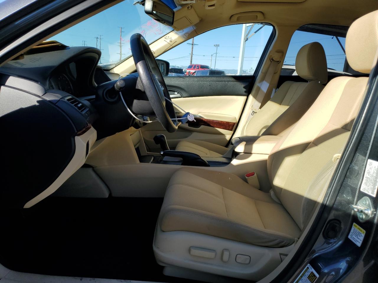 2012 Bus & Coach Intl (Bci) Accord Cou VIN: 5J6TF3H36CL004918 Lot: 87302475