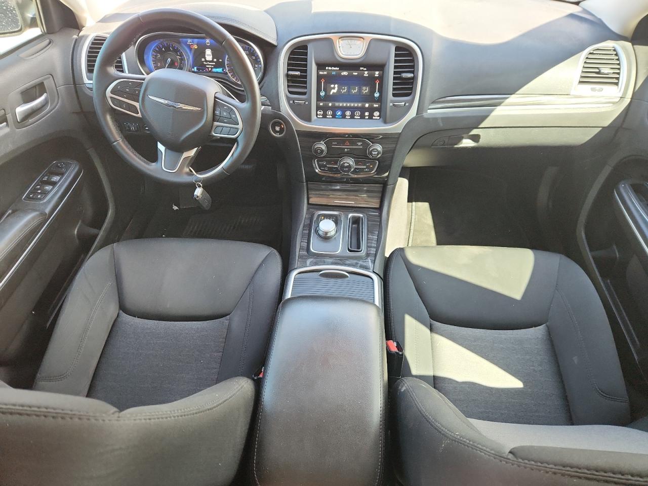 2018 Chrysler 300 Touring VIN: 2C3CCAAG7JH283424 Lot: 84813395