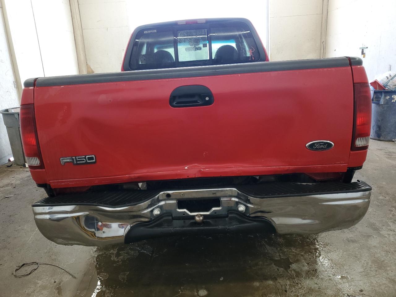 2000 Ford F150 VIN: 1FTRX17W5YNB18031 Lot: 82127075