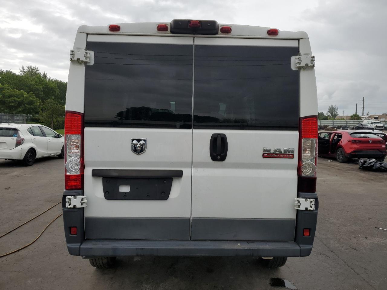 2018 Ram Promaster 1500 1500 Standard VIN: 3C6TRVAG9JE153245 Lot: 86063275