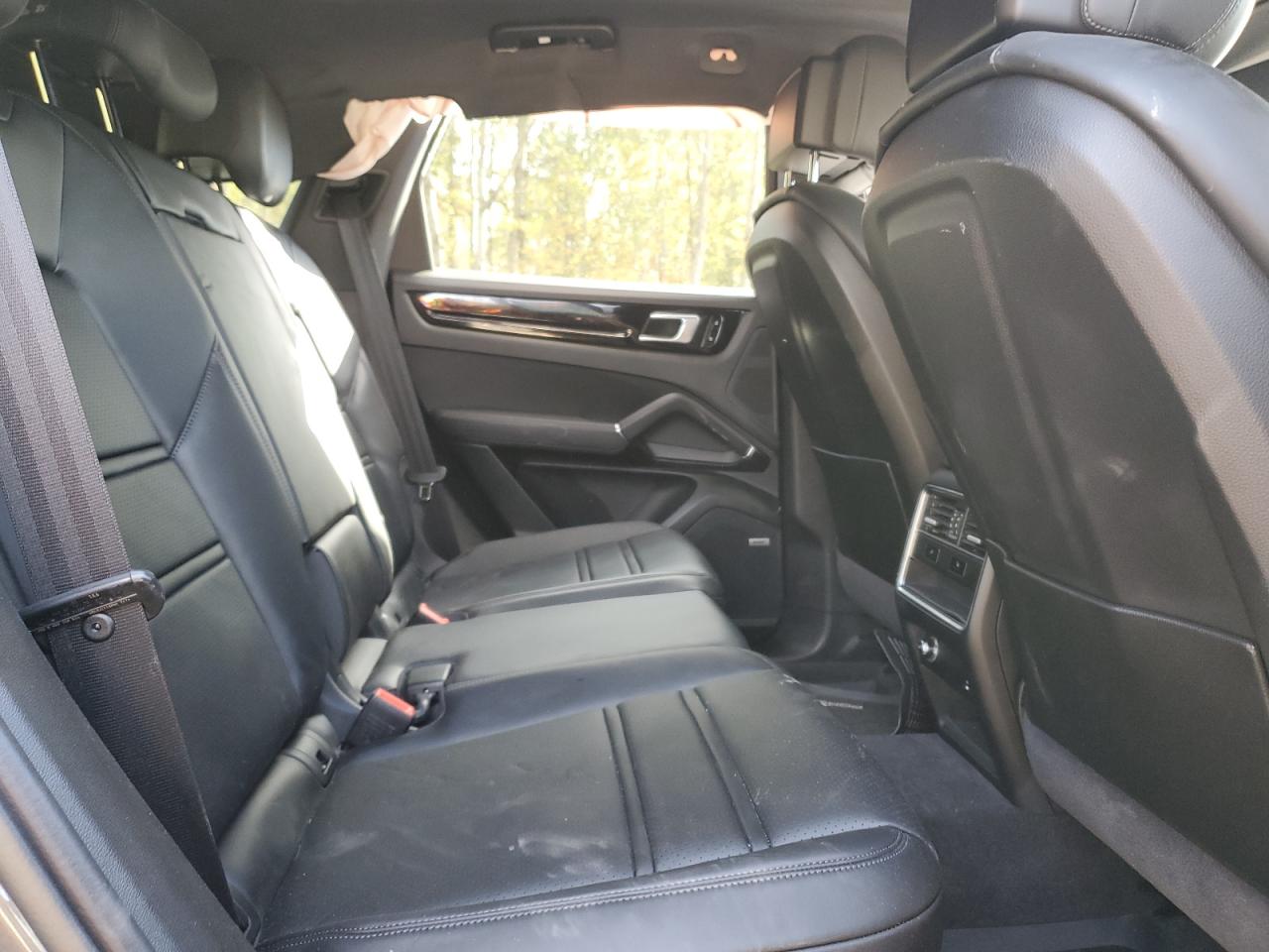 2021 Porsche Cayenne VIN: WP1AA2AY1MDA05092 Lot: 84260105