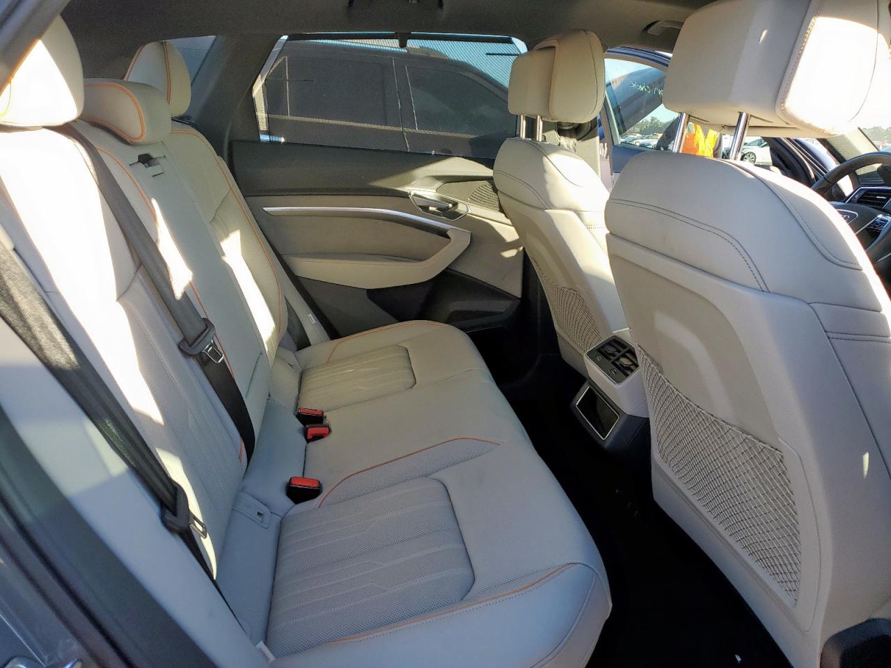 2022 Audi E-Tron Chronos VIN: WA1VABGE7NB034037 Lot: 90238775