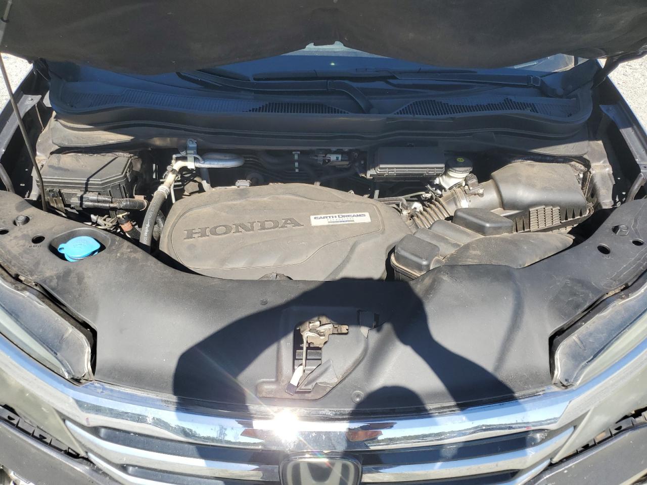 2016 Honda Pilot Touring VIN: 5FNYF5H92GB001650 Lot: 85160645