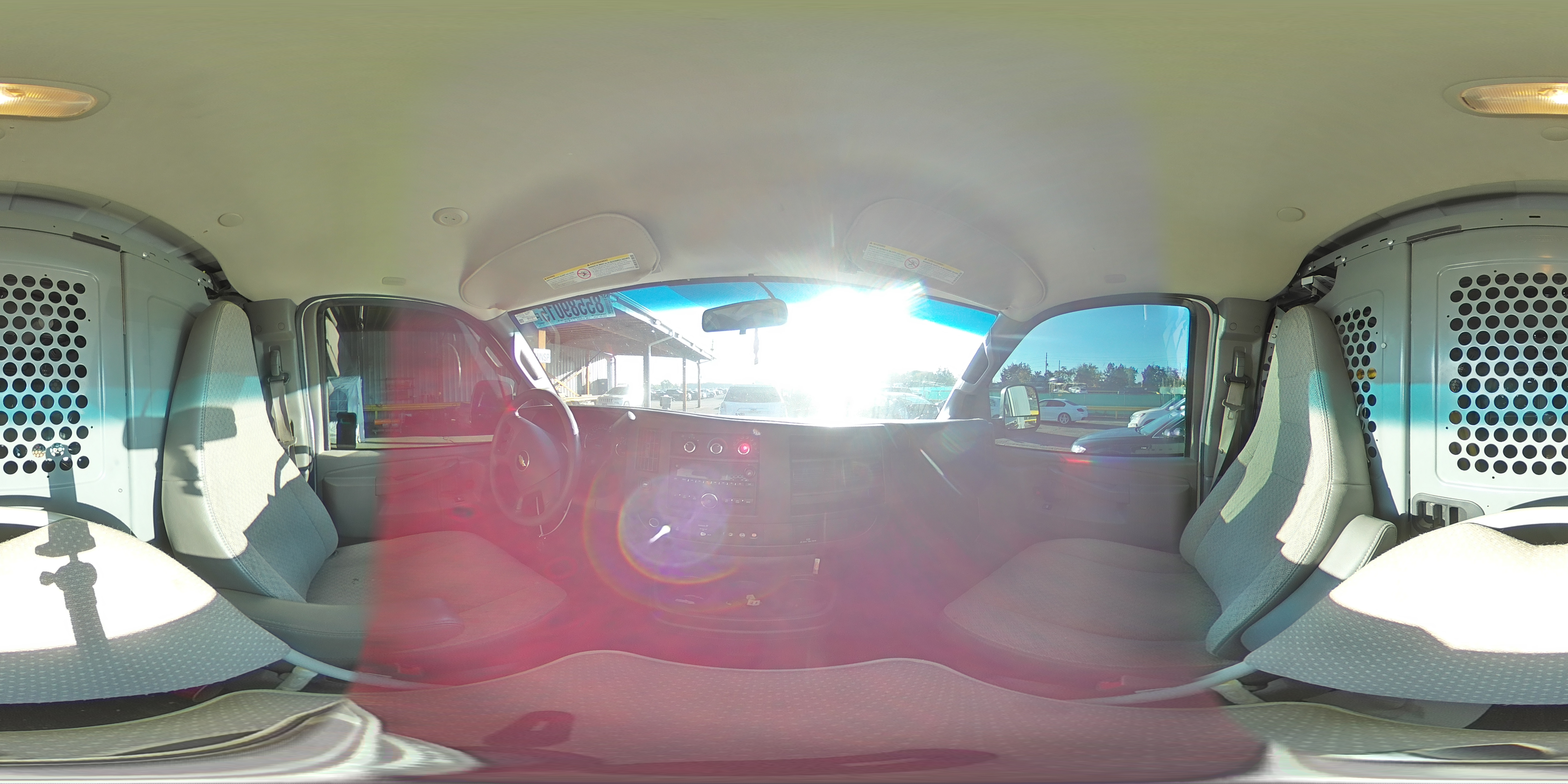 2019 Chevrolet Express G2500 VIN: 1GCWGAFP8K1184052 Lot: 85589015