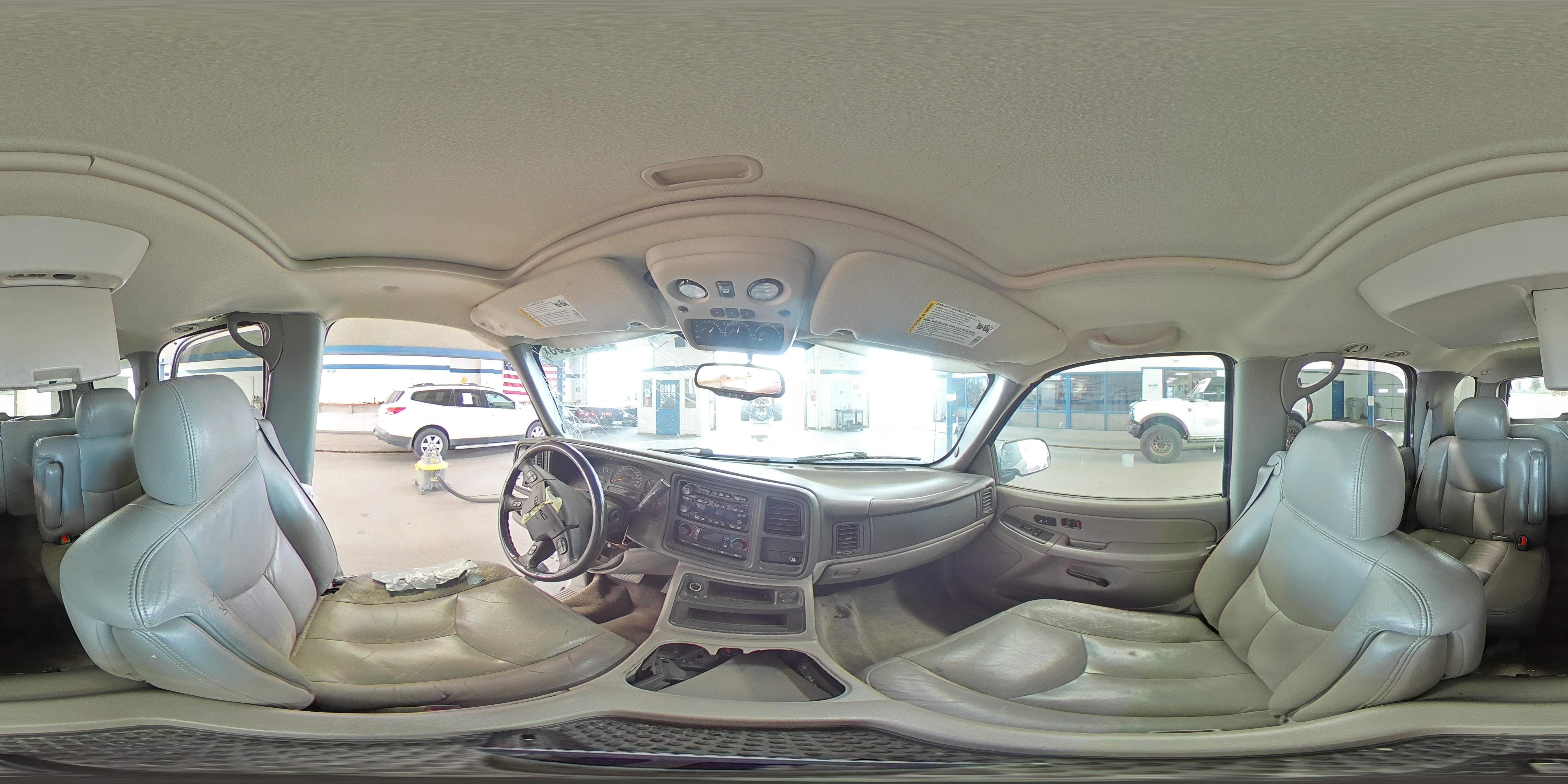 2006 GMC Yukon VIN: 1GKEK13T76R100360 Lot: 82407295