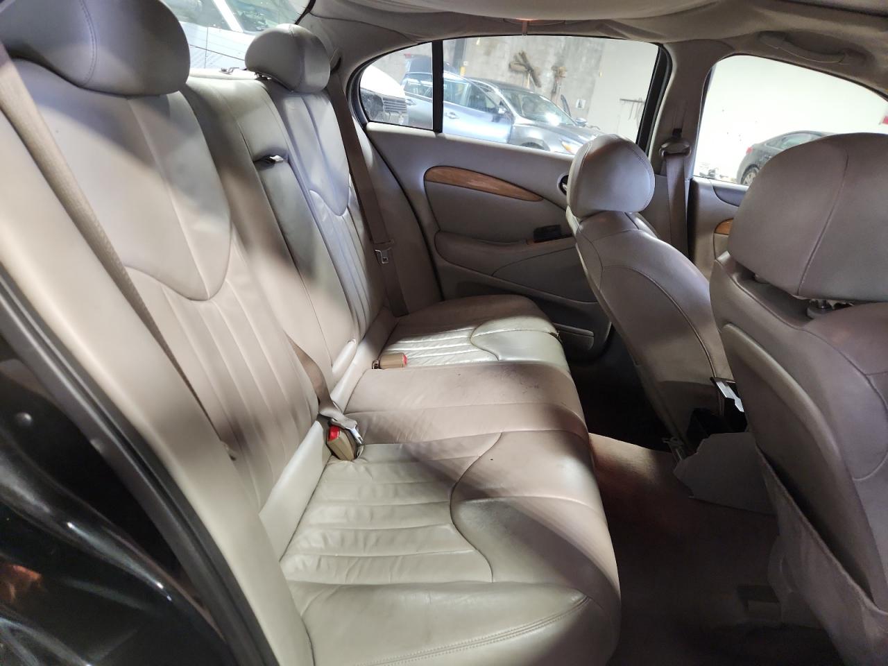 2000 Jaguar S-Type VIN: SAJDA01C9YFL70008 Lot: 90869175