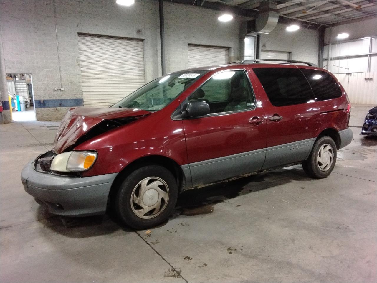 2001 Toyota Sienna Le