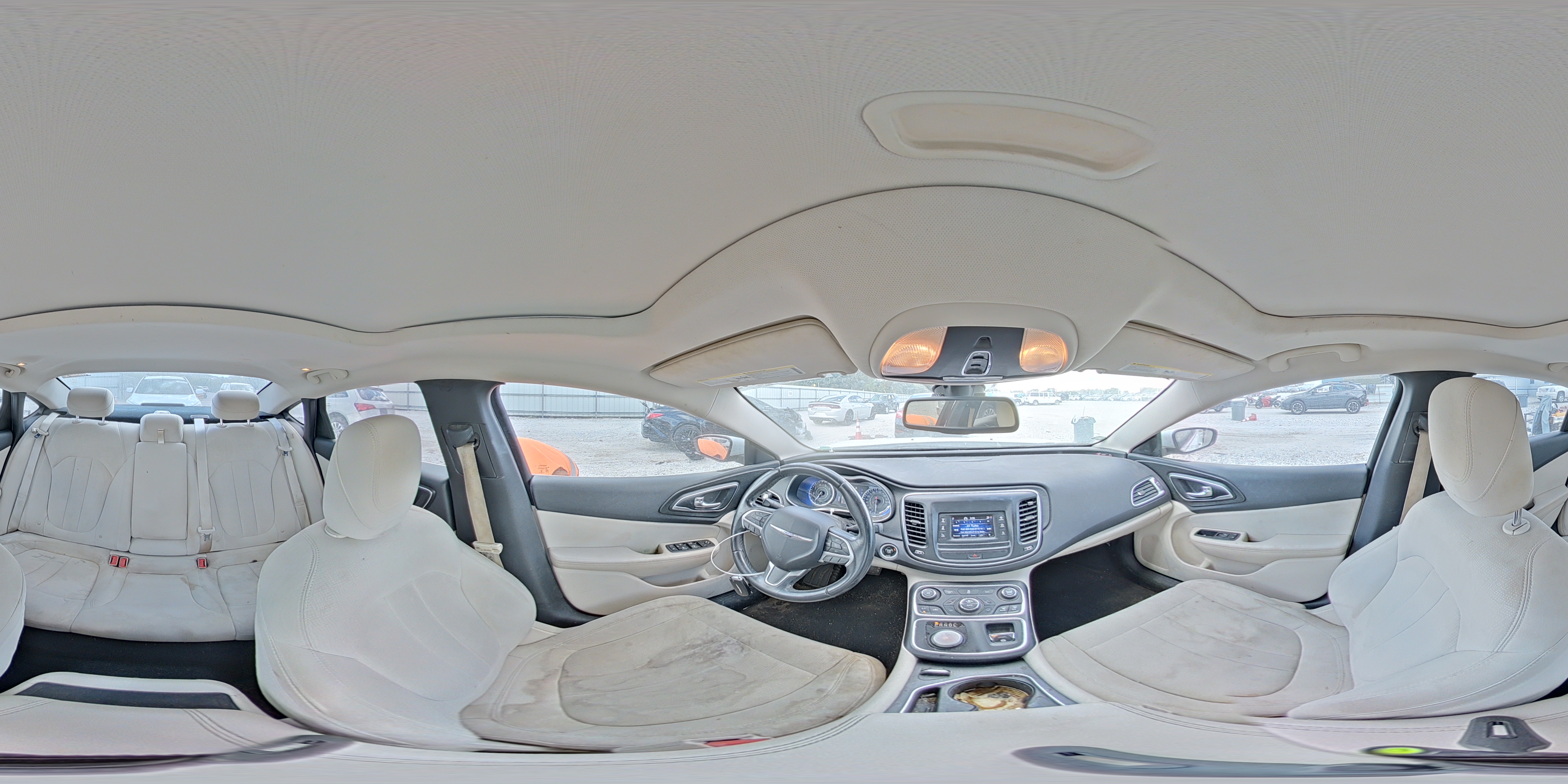 2015 Chrysler 200 Limited VIN: 1C3CCCAB3FN599725 Lot: 82191985