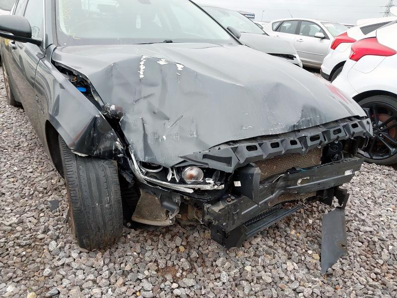 2019 JAGUAR XE PRESTIGE AUTO 