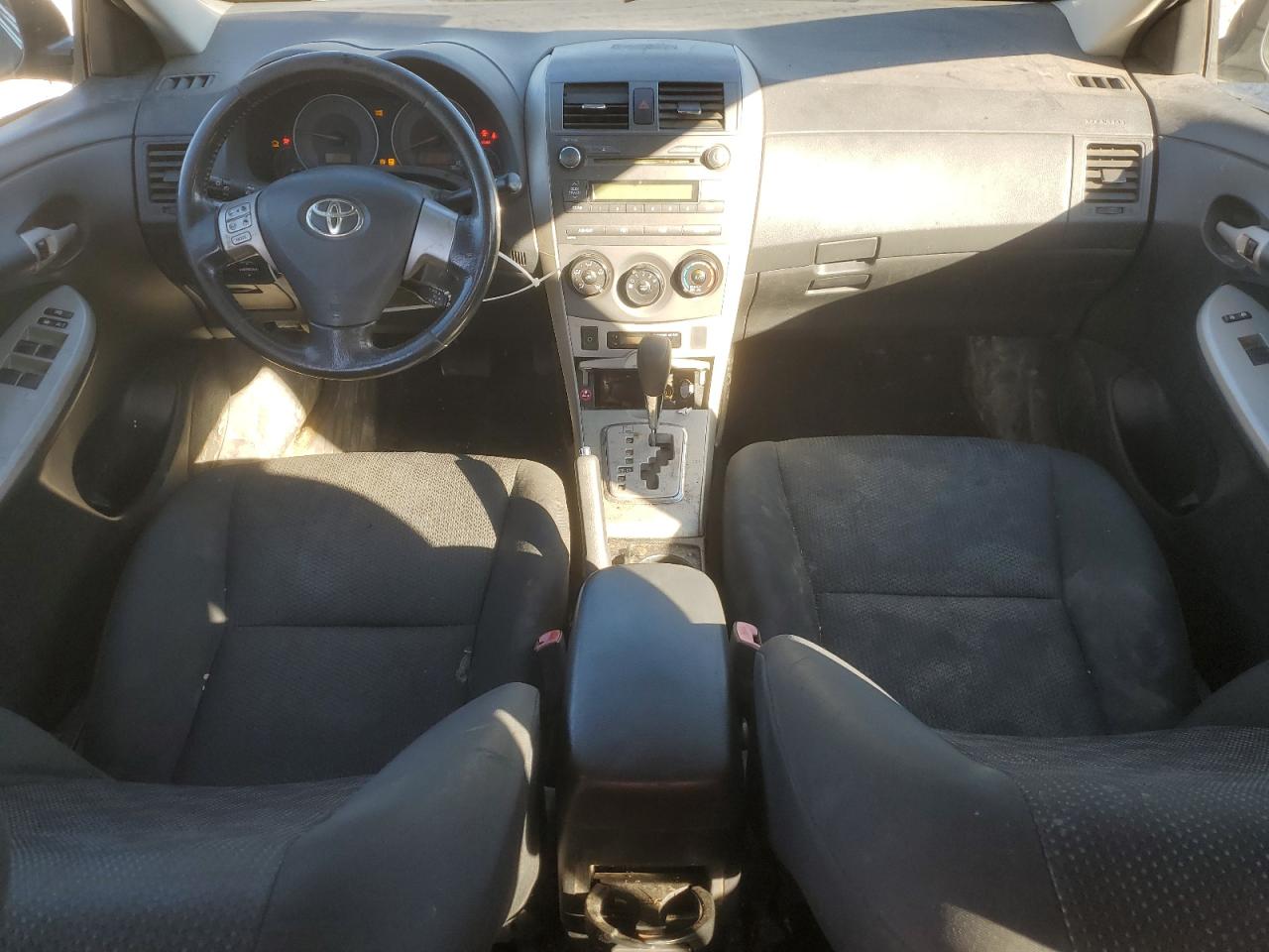 2010 Toyota Corolla Base VIN: 2T1BU4EEXAC445913 Lot: 87458355