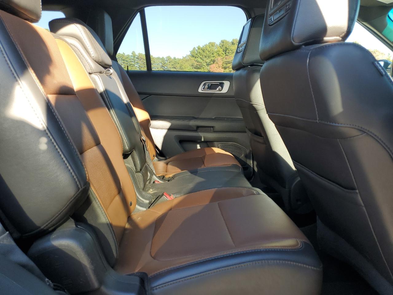 2015 Ford Explorer Limited VIN: 1FM5K8F84FGC32317 Lot: 85541585