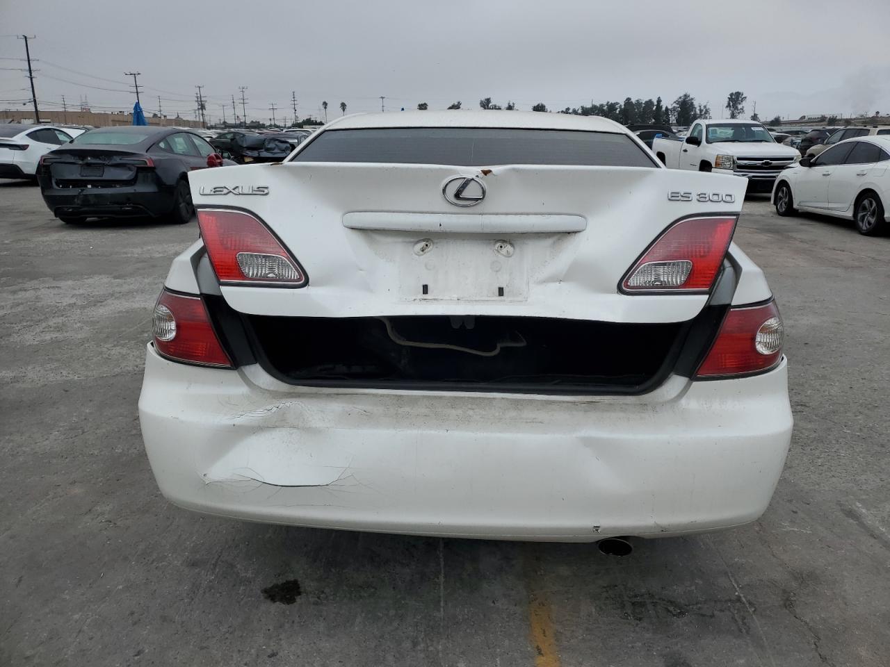 2002 Lexus Es 300 VIN: JTHBF30G820014932 Lot: 82277185