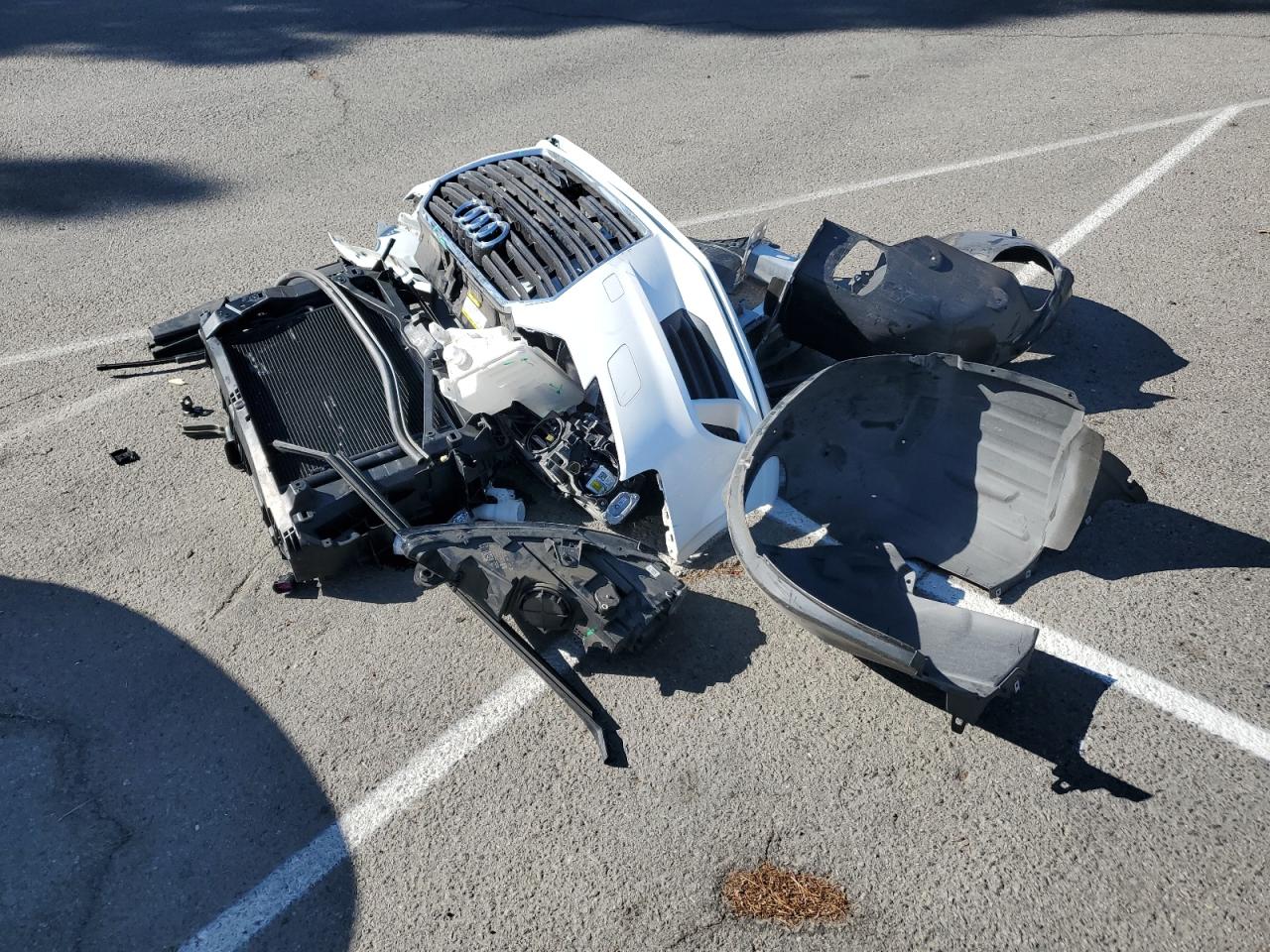 2018 Audi A3 Premium VIN: WAUAUGFFXJ1072684 Lot: 81902135