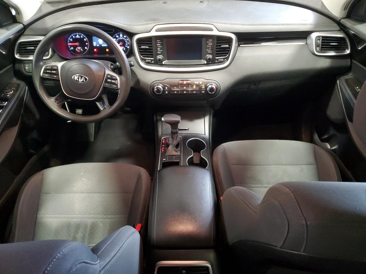 2019 Kia Sorento L VIN: 5XYPG4A30KG562679 Lot: 85960885