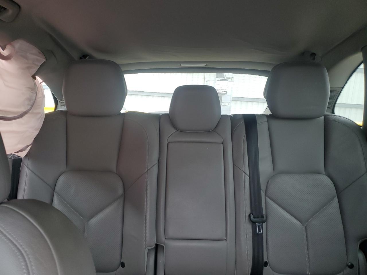 2011 Porsche Cayenne VIN: WP1AA2A20BLA03638 Lot: 84065005