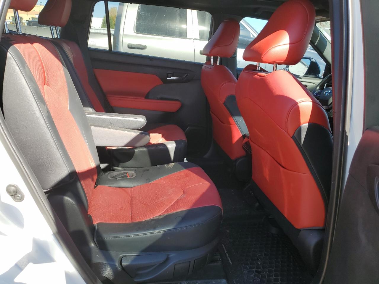 2021 Toyota Highlander Xse VIN: 5TDLZRBH5MS127646 Lot: 84004685