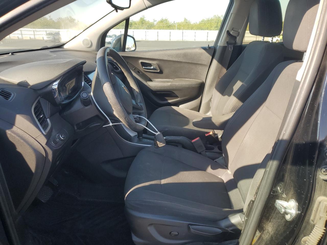 2017 Chevrolet Trax Ls VIN: 3GNCJKSB4HL274232 Lot: 91108325