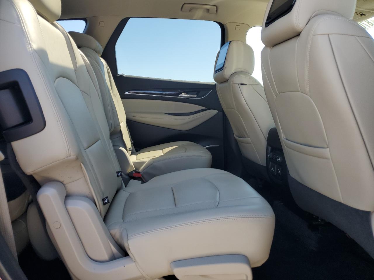 2018 Buick Enclave Premium VIN: 5GAERCKW8JJ172921 Lot: 87045395