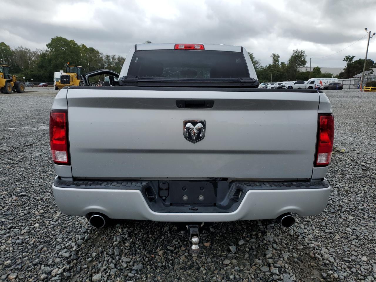 2015 Ram 1500 St VIN: 1C6RR6KT7FS500975 Lot: 84651955