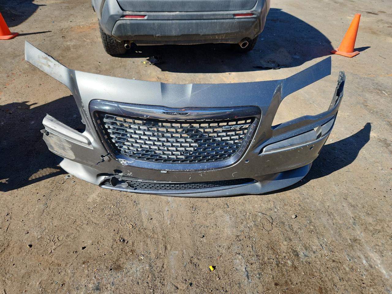 2012 Chrysler 300 Srt-8 VIN: 2C3CCAFJ2CH801818 Lot: 89828455