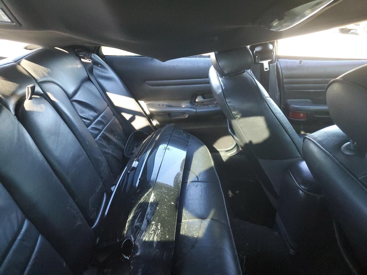 2002 Ford Crown Victoria Lx VIN: 2FAFP74WX2X131752 Lot: 90672325