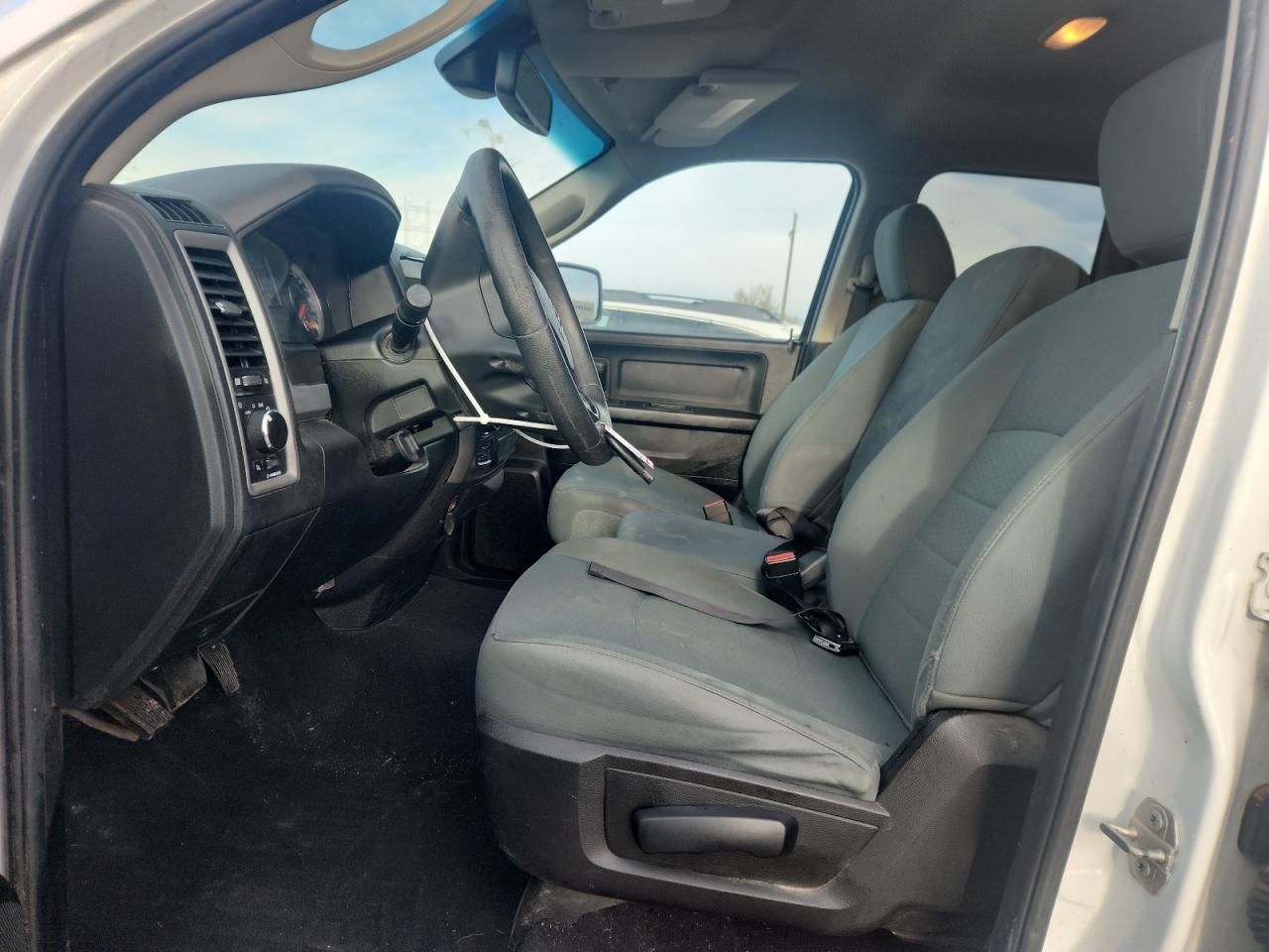 2018 Ram 1500 St VIN: 1C6RR7FG3JS237640 Lot: 90816145