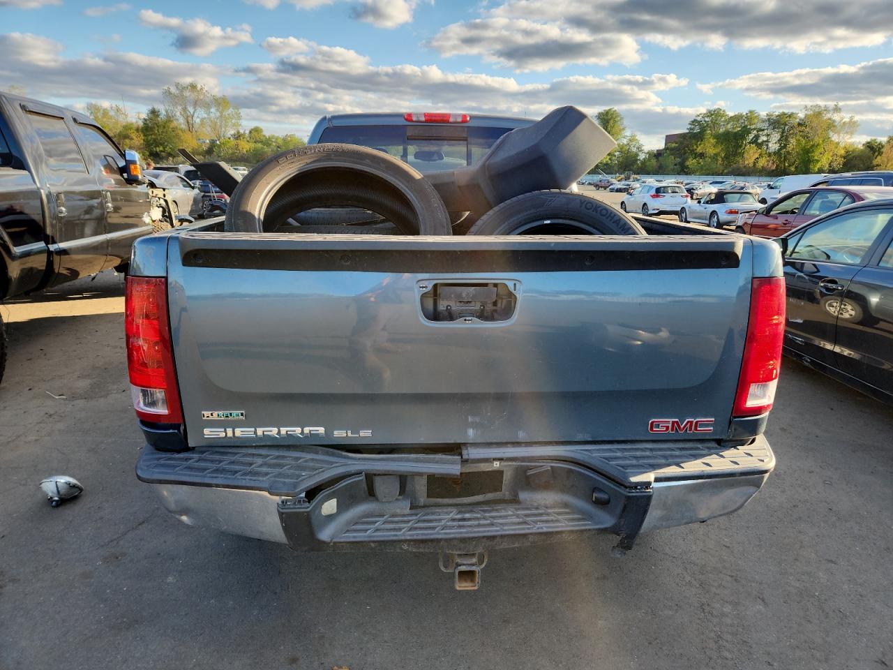 2011 GMC Sierra K1500 Sle VIN: 1GTR2VE35BZ368965 Lot: 82130095