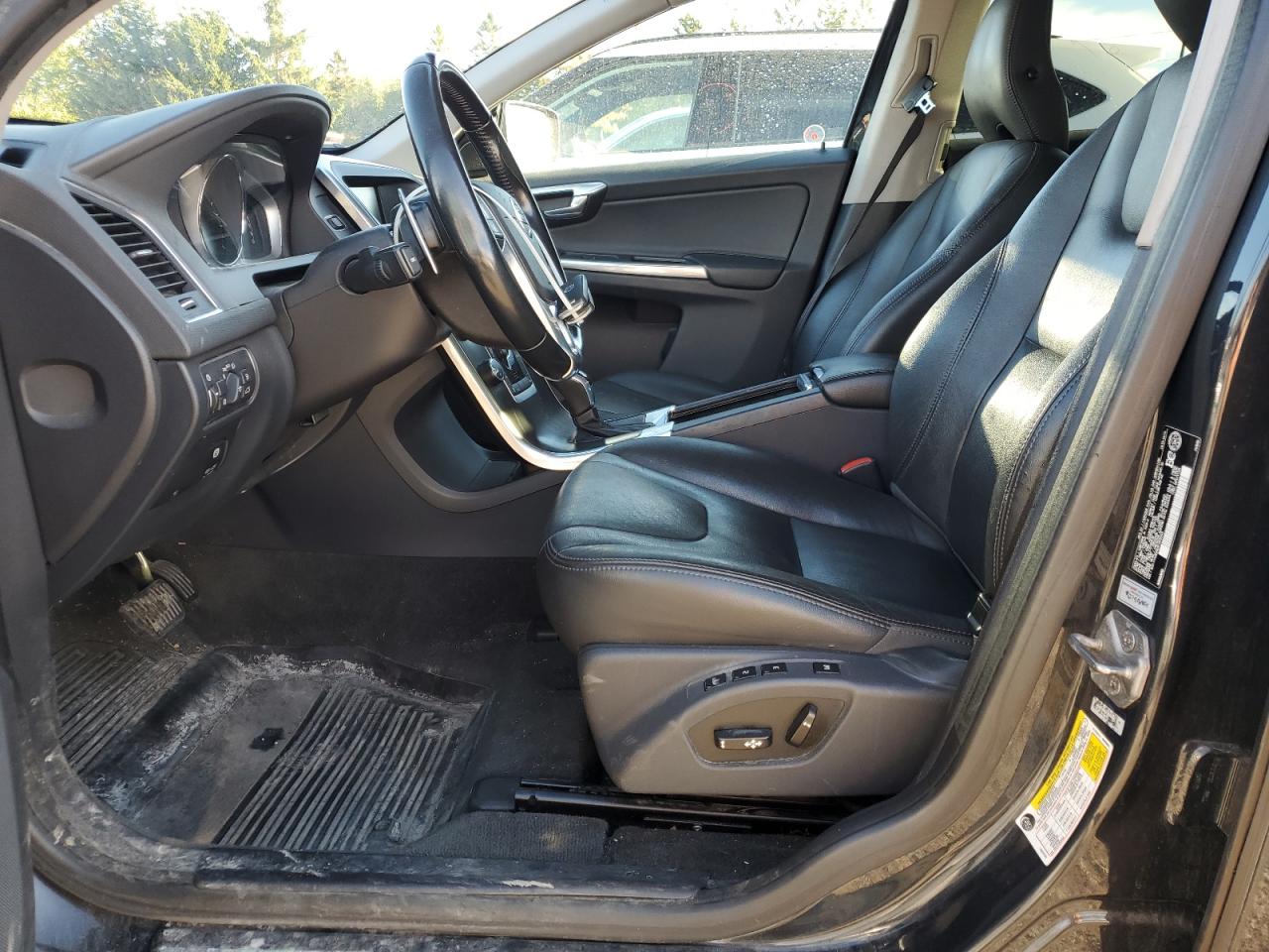 2015 Volvo Xc60 T6 Premier+ VIN: YV4902RCXF2612250 Lot: 85667155