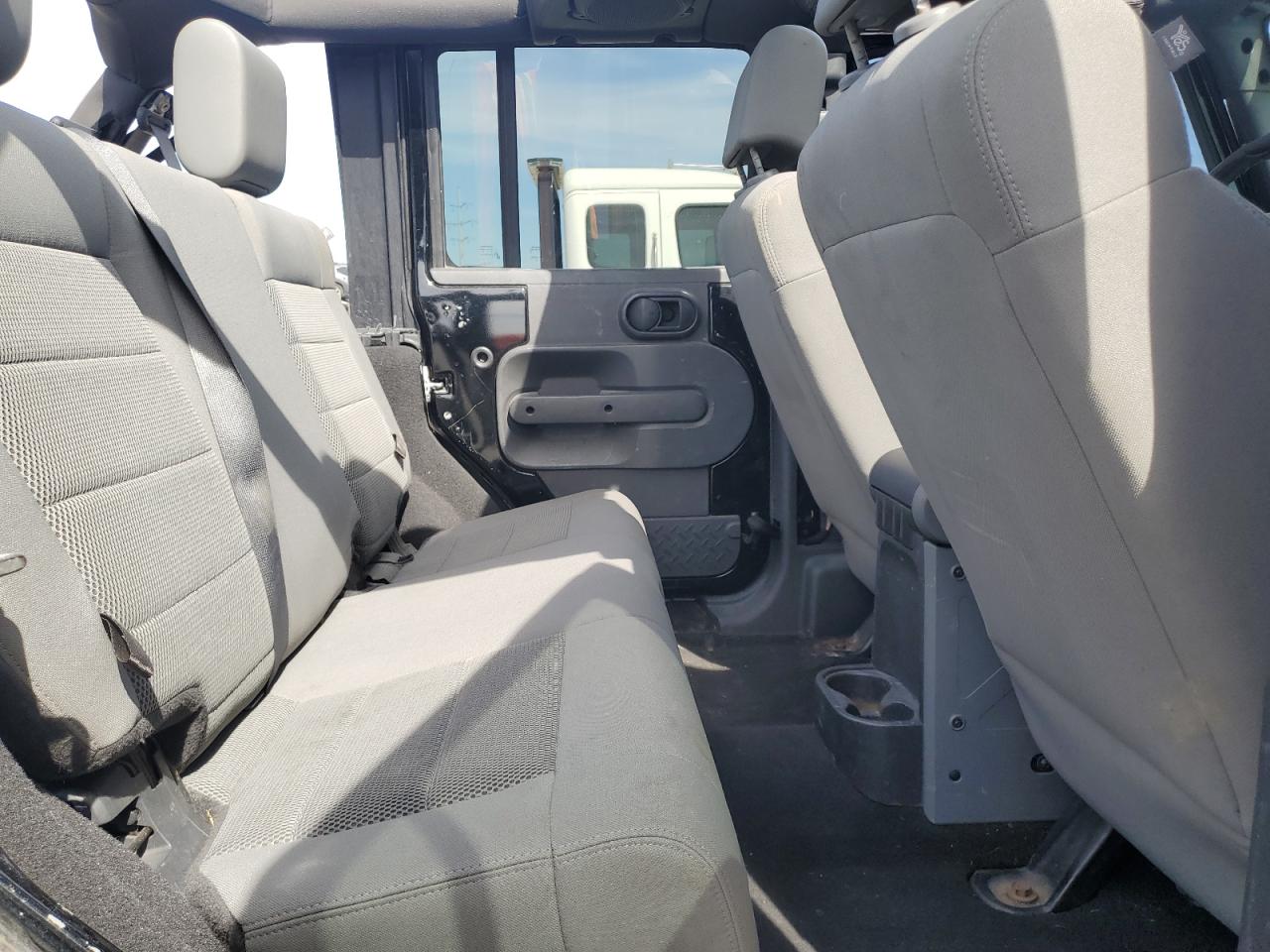 2008 Jeep Wrangler Unlimited Sahara VIN: 1J4GA59158L539335 Lot: 81982665