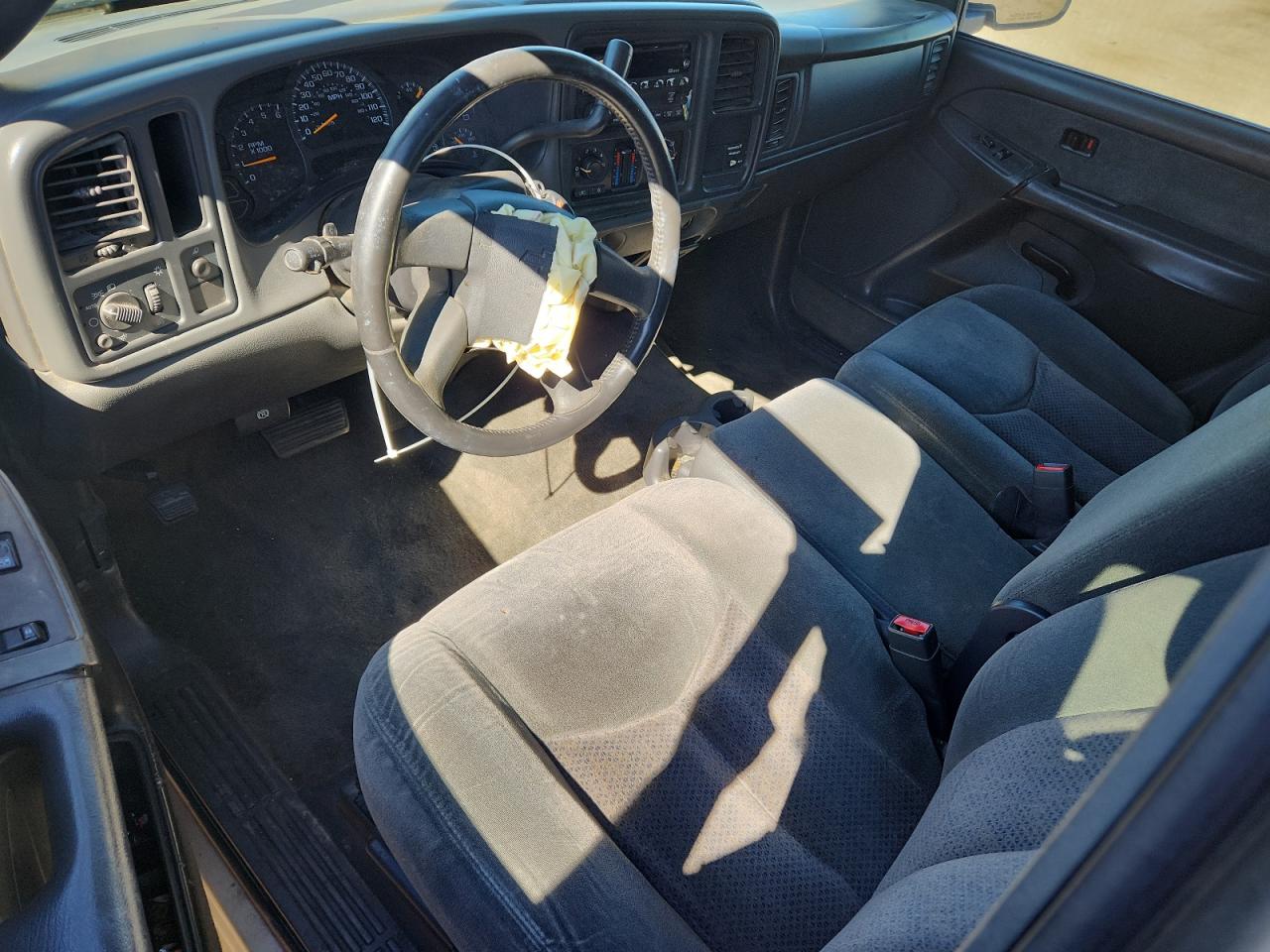 2003 Chevrolet Silverado C1500 VIN: 2GCEC19V731396406 Lot: 84659565