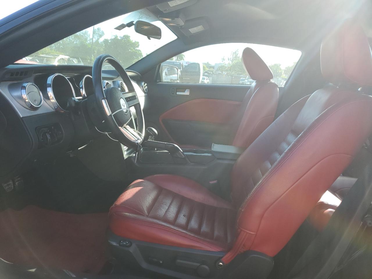 2005 Ford Mustang Gt VIN: 1ZVFT82H555124016 Lot: 90660955