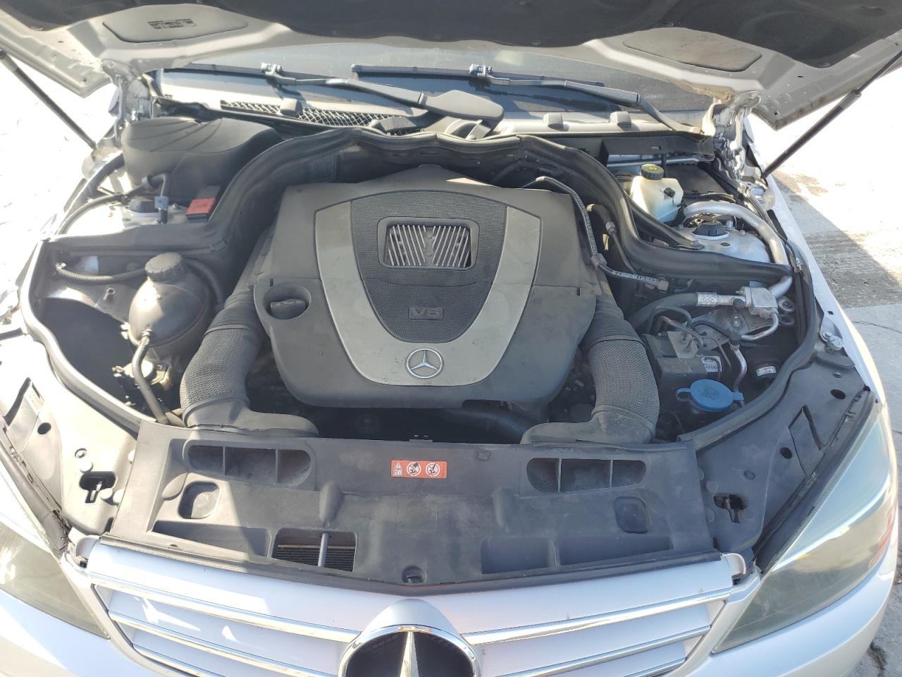 2011 Mercedes-Benz C 300 4Matic VIN: WDDGF8BBXBR184216 Lot: 85939275