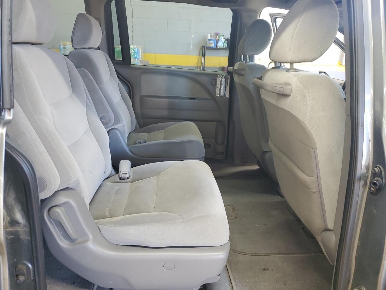 2009 Honda Odyssey Lx VIN: 5FNRL38219B055819 Lot: 71858535