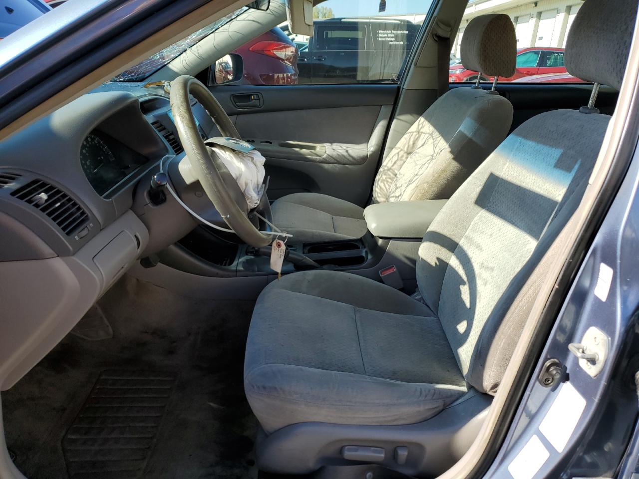 2003 Toyota Camry Le VIN: 4T1BE32K53U740985 Lot: 86210655