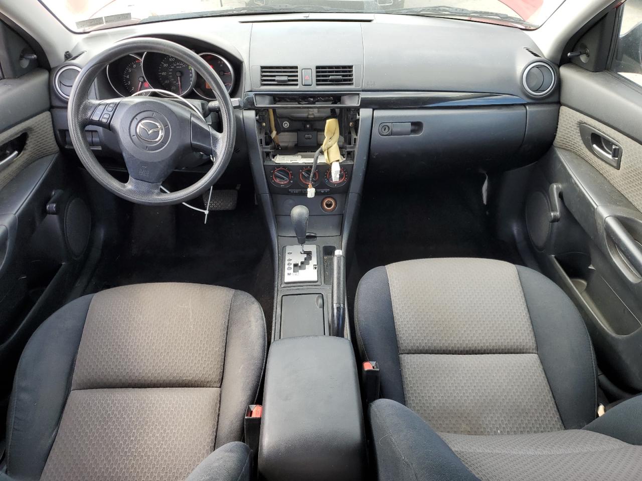 2006 Mazda 3 I VIN: JM1BK12FX61519621 Lot: 81959805