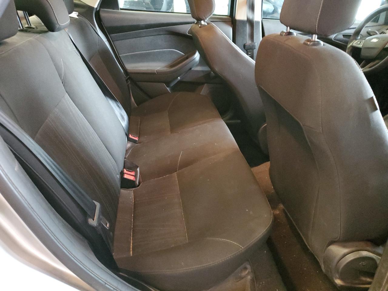 2018 Ford Focus S VIN: 1FADP3E20JL236629 Lot: 86116095