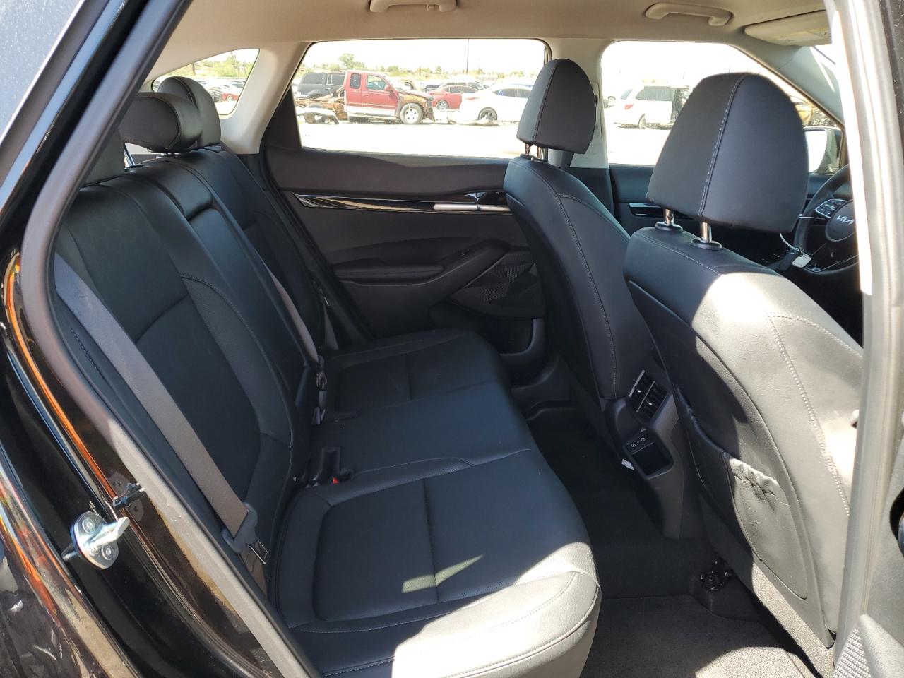 2024 Kia Seltos Ex VIN: KNDER2AA3R7651710 Lot: 84564295
