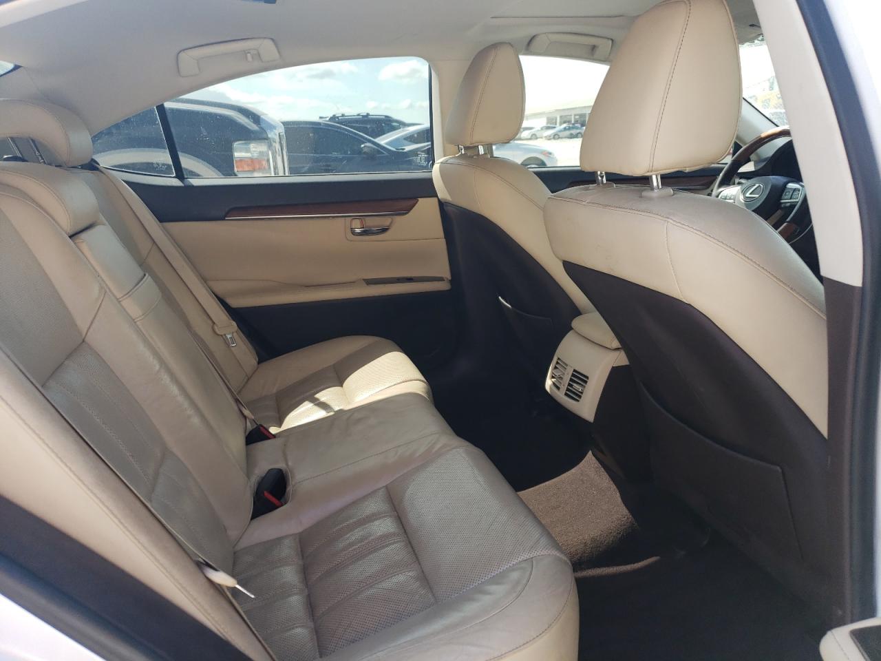 2016 Lexus Es 300H VIN: JTHBW1GG8G2105463 Lot: 81990395